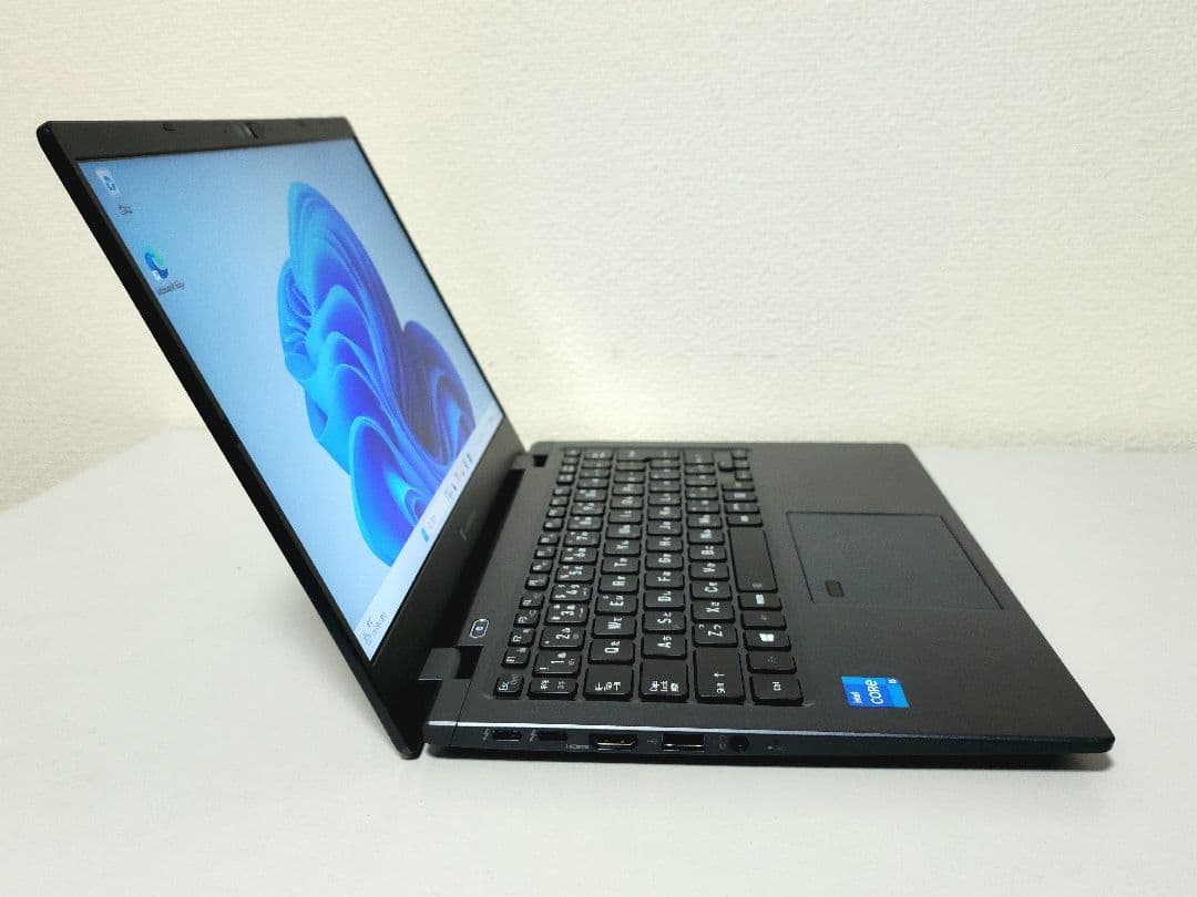美品 超軽量 Dynabook 上位 11世代 i5 16GB 512SSD