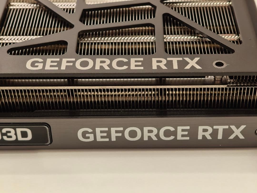 ELSA GeForce RTX 4070 Ti ERAZOR 12GB 美品