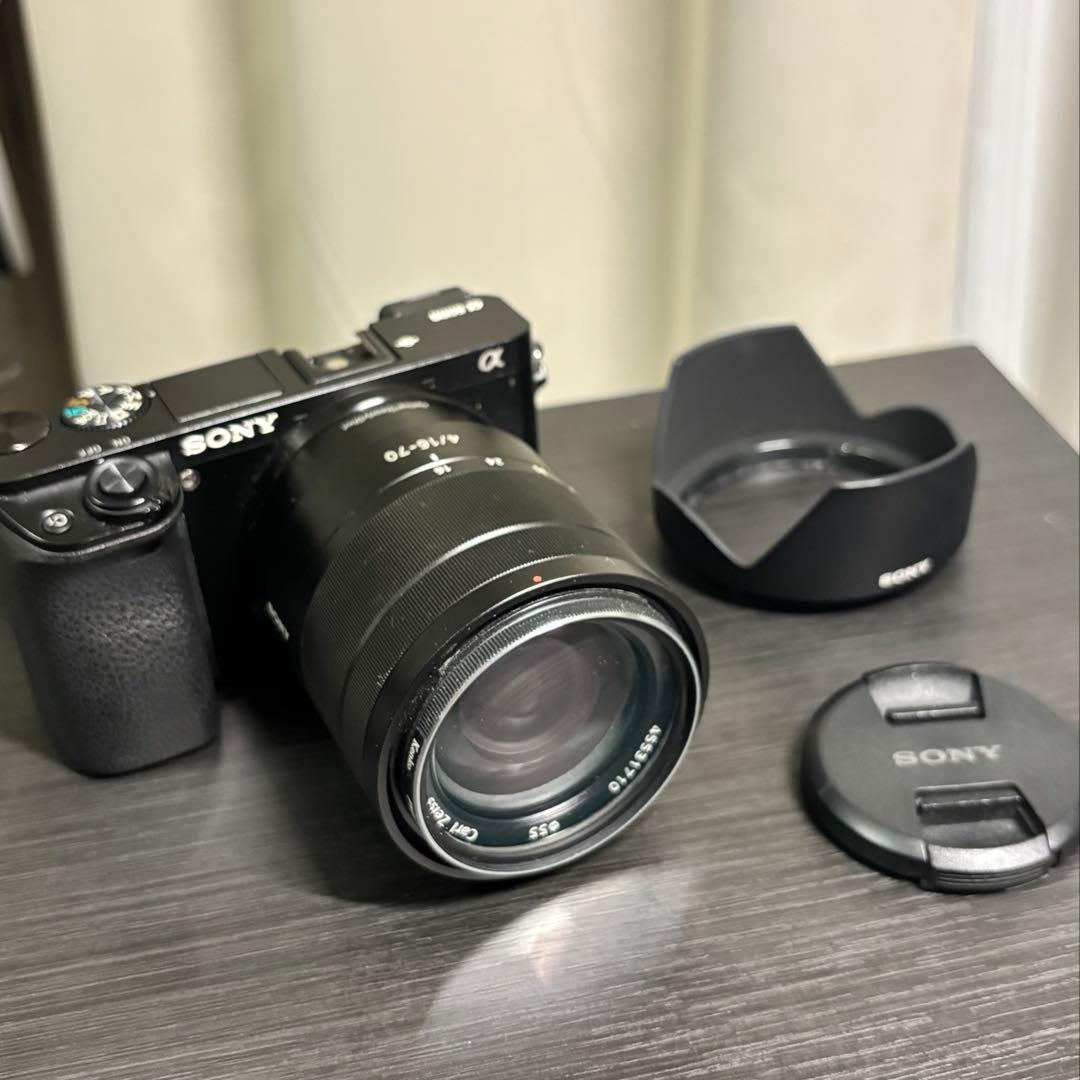 【値下げ交渉受付中】SONY α6000/デジタル一眼レフカメラ/レンズセット