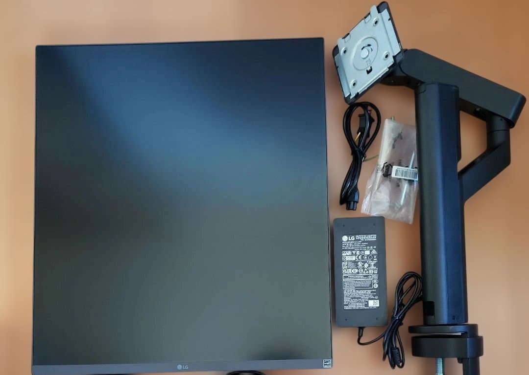 LG デュアルモニタ 28MQ780-B モニターアーム付き