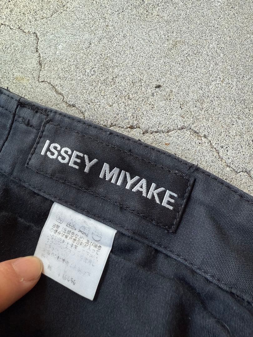 パンツ ISSEY MIYAKE 03SS Dark Gray Trousers