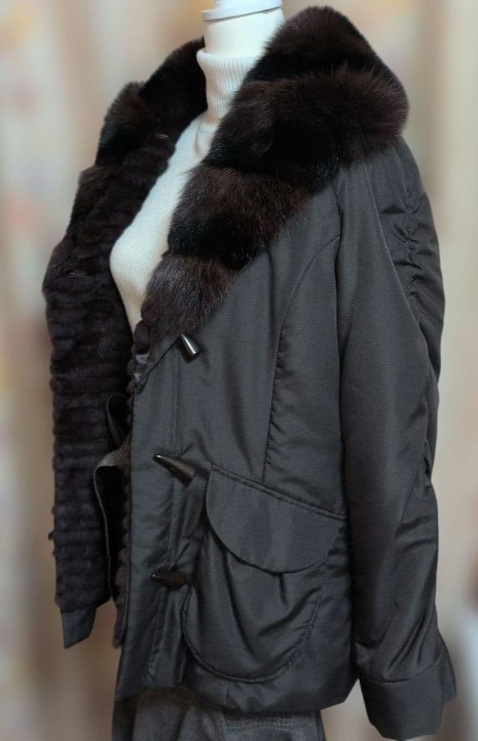 ✨未使用✨肉厚フォックスFUR・ラビットファーライナー付き ジャケット丈70cm