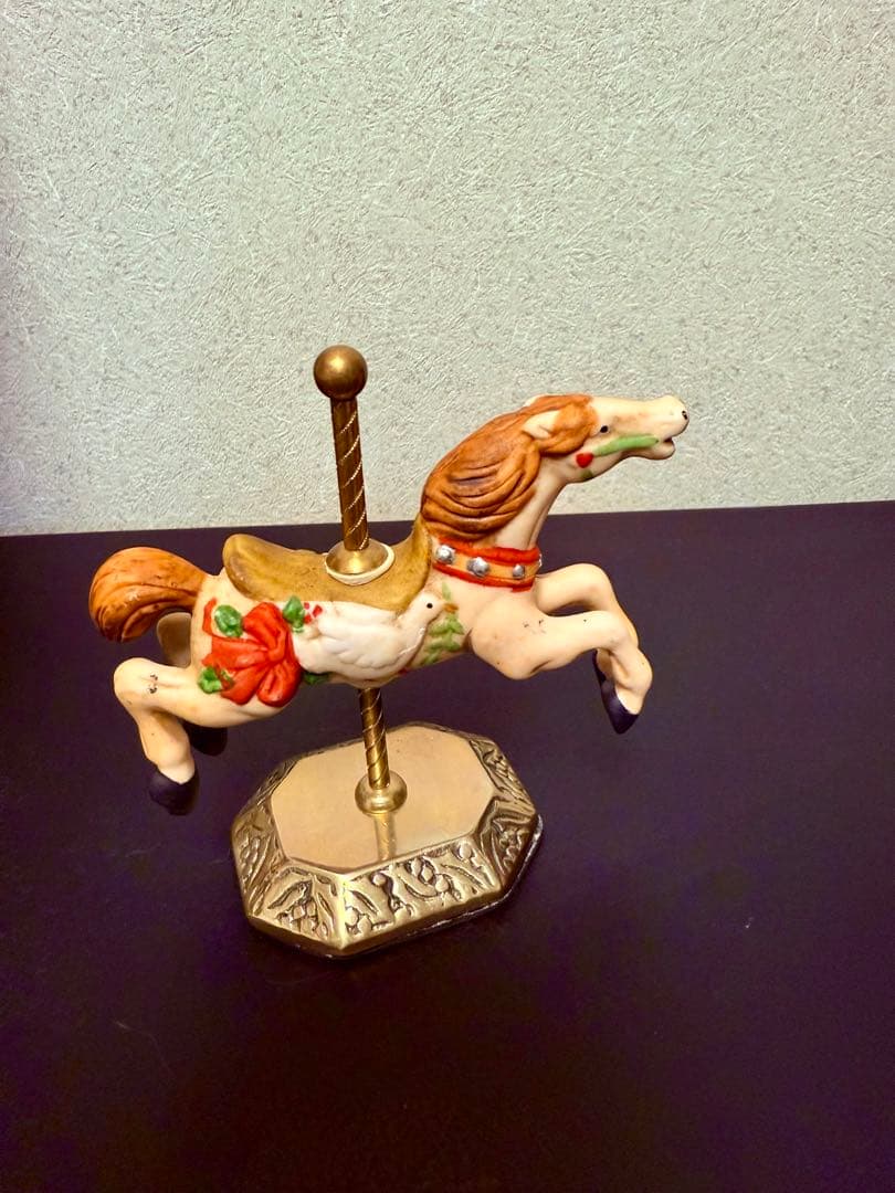 フランス　アンティーク　缶　メリーゴーランド　カルーセル　洋書　置物　本　貯金箱