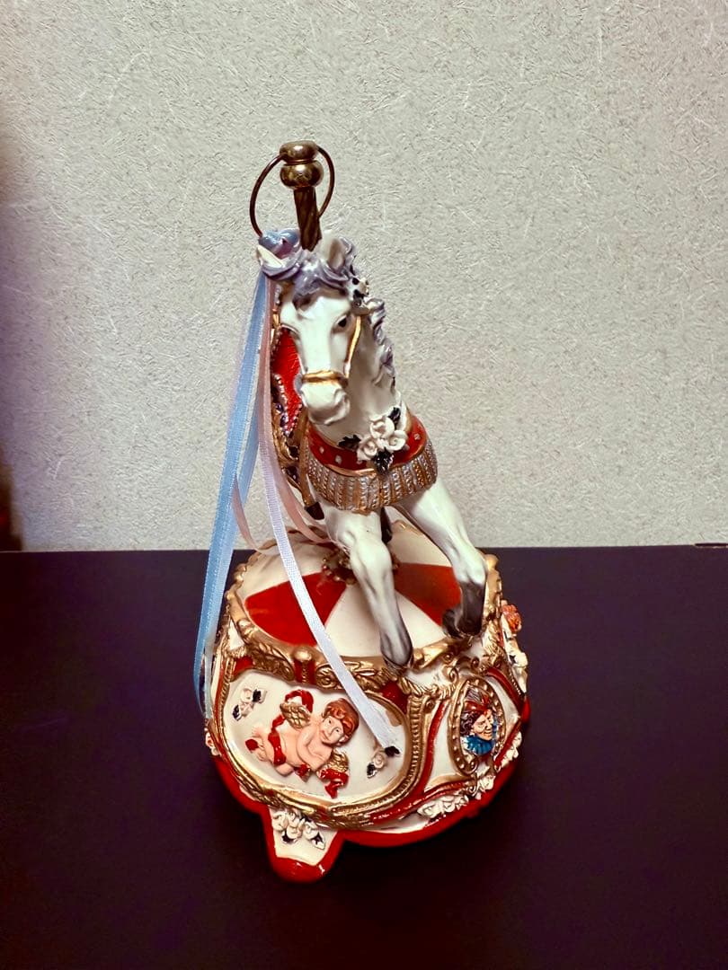 フランス　アンティーク　缶　メリーゴーランド　カルーセル　洋書　置物　本　貯金箱