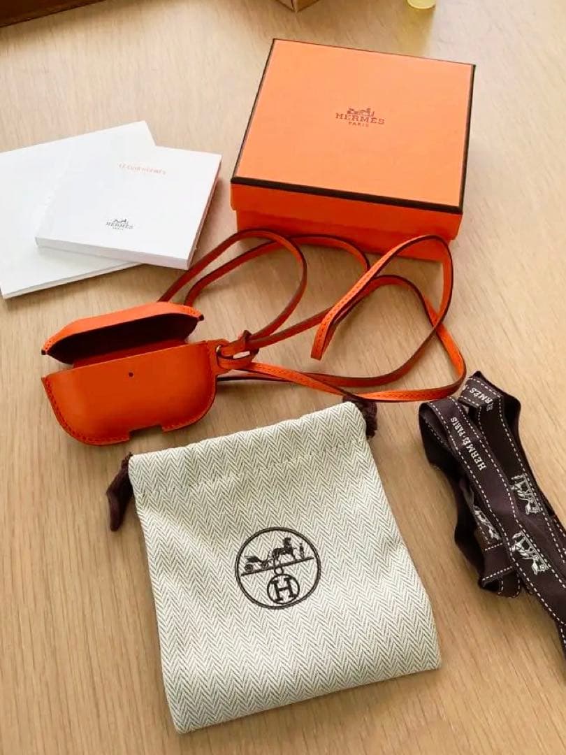 エルメス イヤホンケース オレンジ