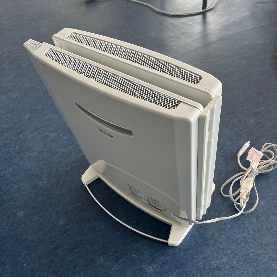 美品 トヨトミ 遠赤外線 パネルヒーター DeuxR POELE EPH-122