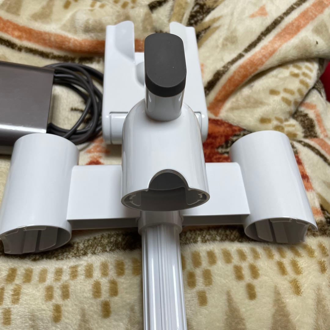 dyson SV18 スタンドドック　ジャンク