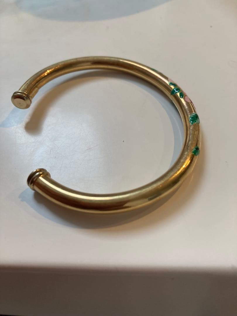 18k 750Italy 花柄バングル　中古です