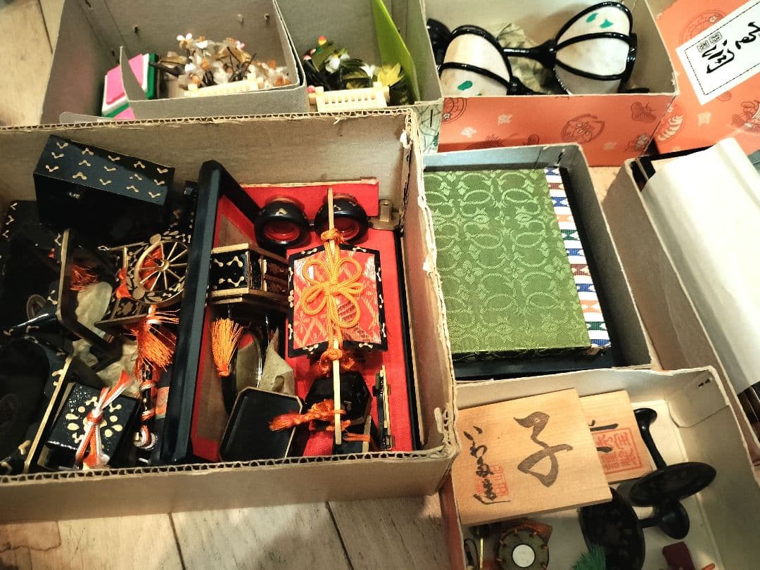 昭和40年代 アンティーク 希少雛人形 (オルゴール、ライト付き)