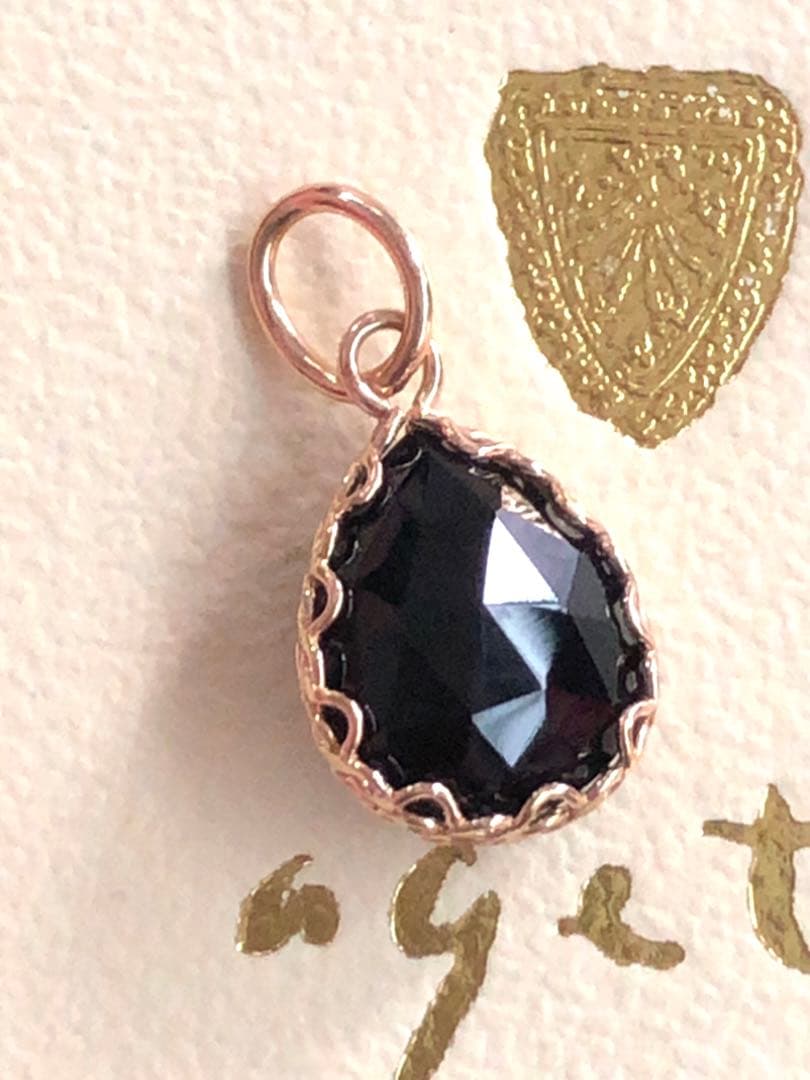 美品♡　アガットK10 ミルブレイドネックレスチャーム　オニキス