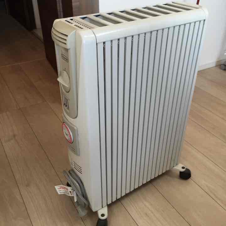 寒冷地にオススメ★デロンギ オイルヒーター 9枚フィン