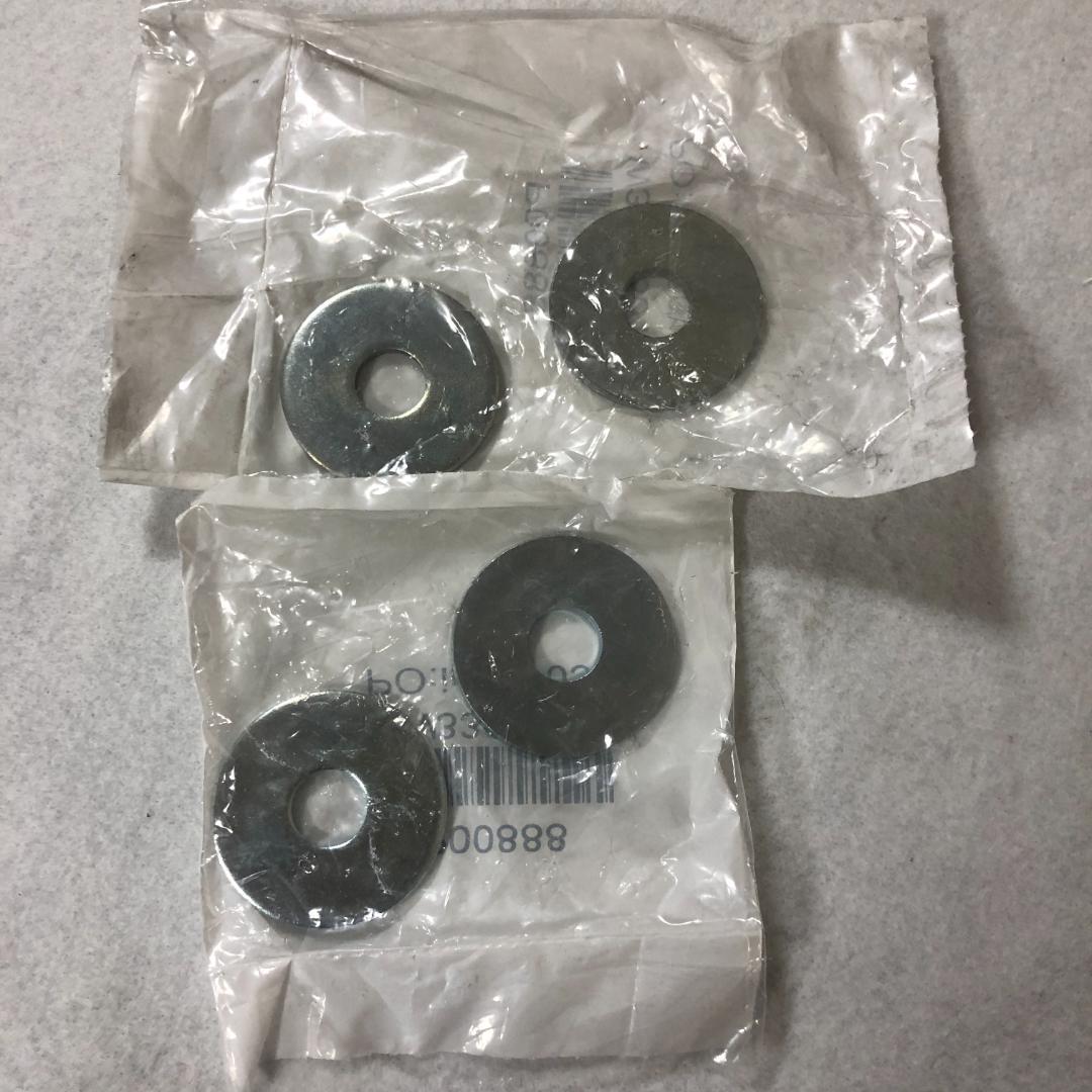 ランチョ　ショックアブソーバー　サファリ　ランドクルーザー　リヤ用　2本【新品】