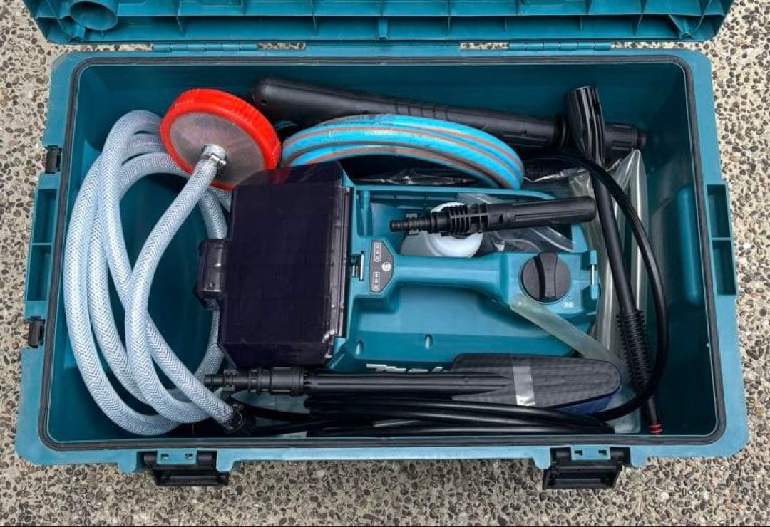 マキタ コードレス高圧洗浄機 MHW080D MAKITA ◆年末のお掃除に！