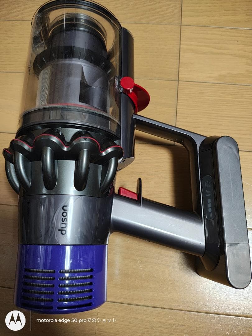 ダイソン★コードレス掃除機★V10本体★ＳV12★バッテリー新品と大差なし★8