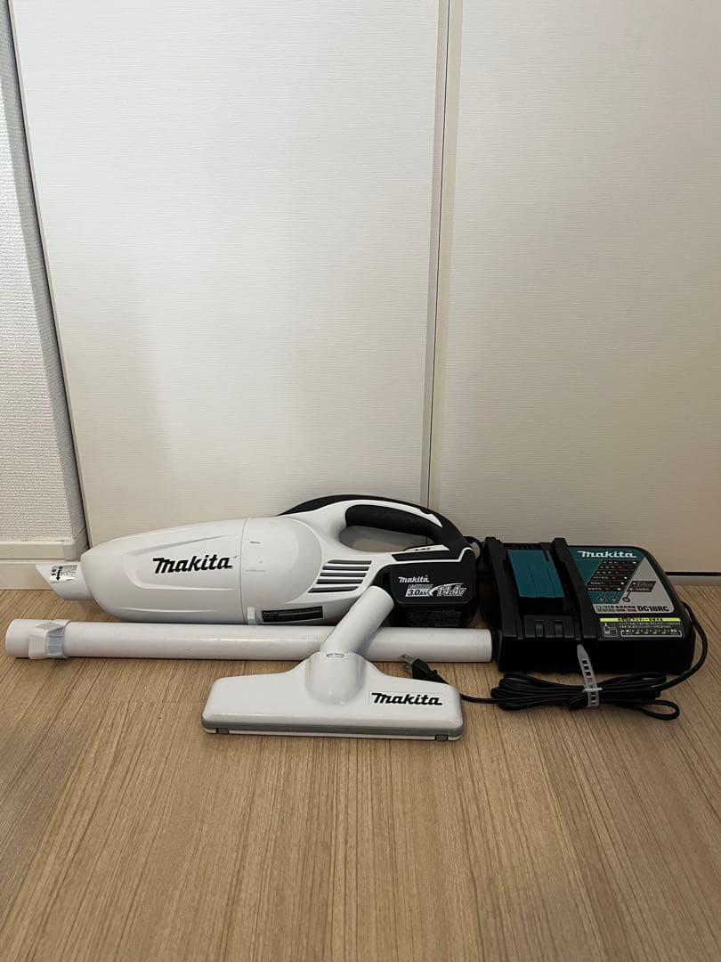 nakana0628 Makita CL141FD コードレス掃除機セット