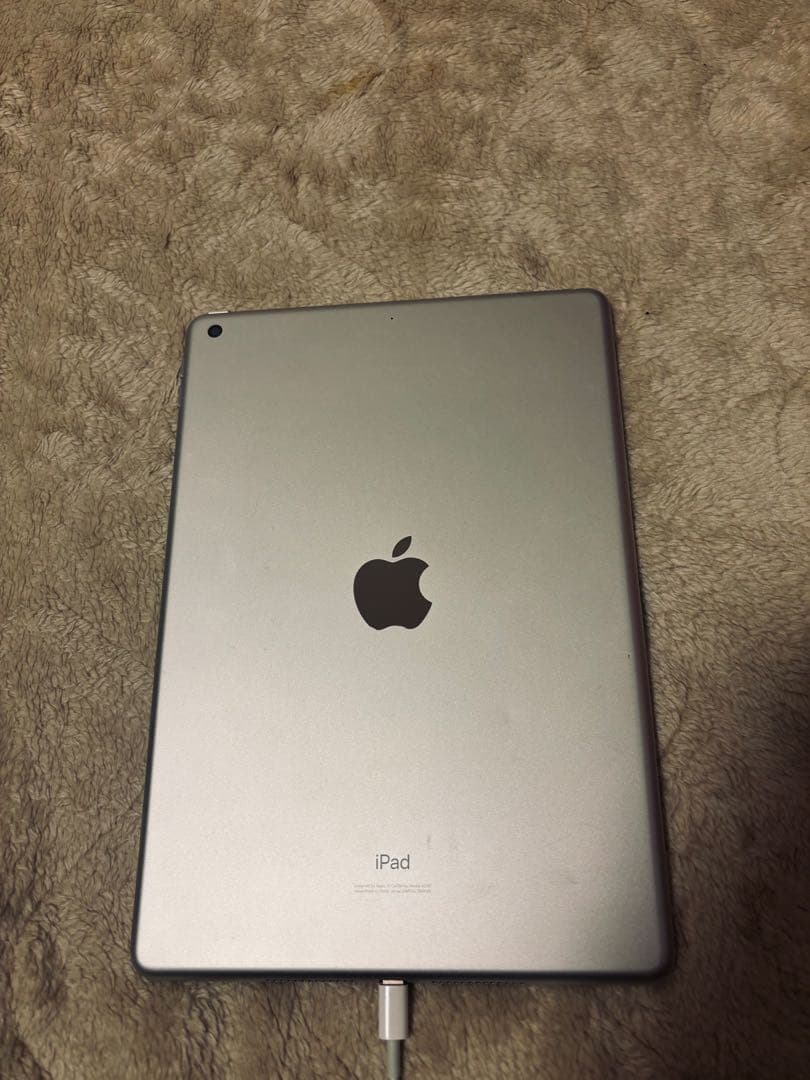 iPad 第7世代 シルバー 32GB