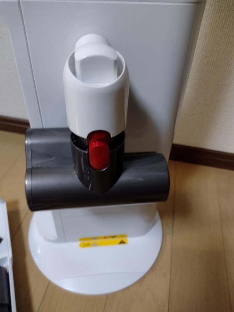 ダイソン★掃除機★V10★ＳV12★純正バッテリーの状態良好★スタンド付き★5