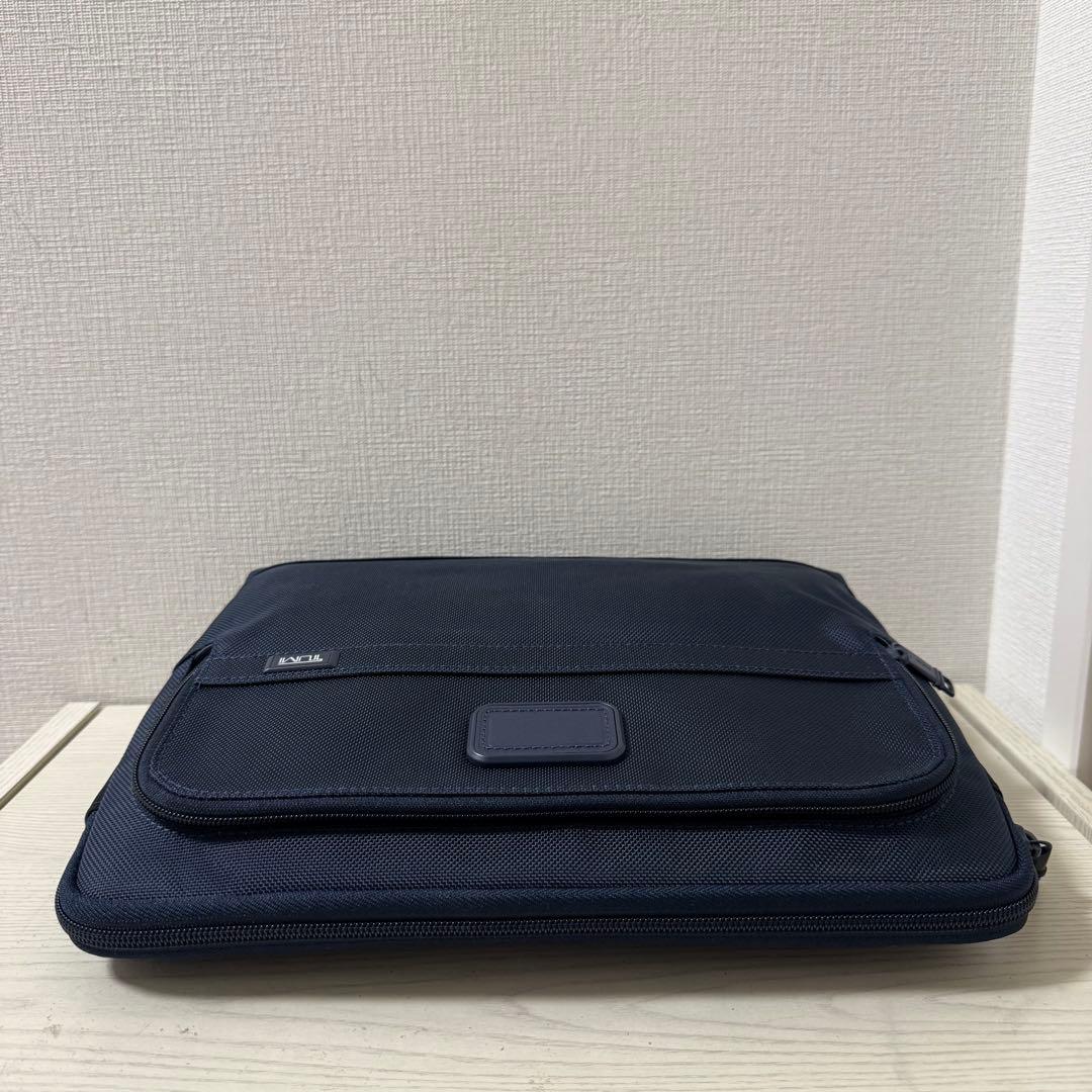 【SHIPS別注】【新品】TUMI トゥミ　PCケース　ネイビー　シップス