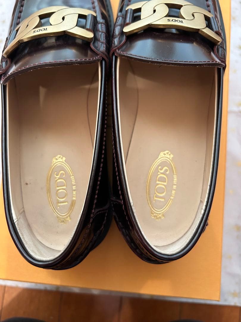 TOD'S ケイトレザーローファー　36.5