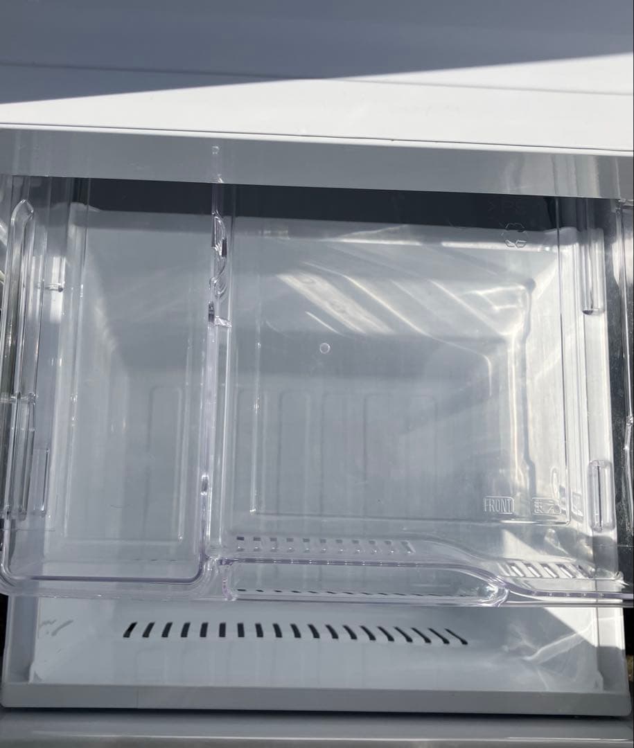 11h37. MITSUBISHI 冷蔵庫 MR-P15EZ-KW 2016年