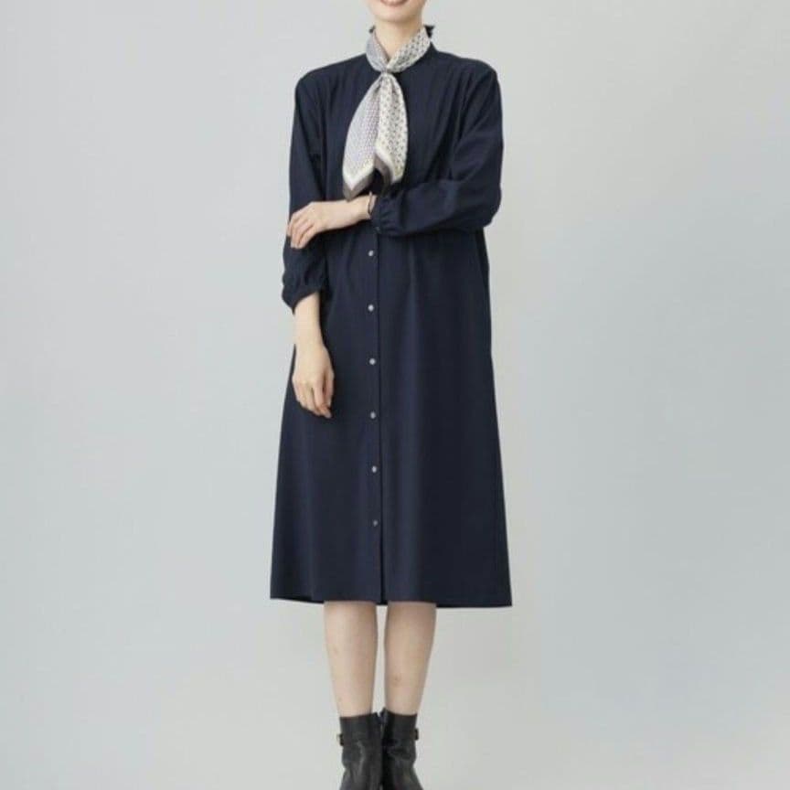 T/Rウォッシャブルギャバ バンドカラー ワンピース ¥31,020