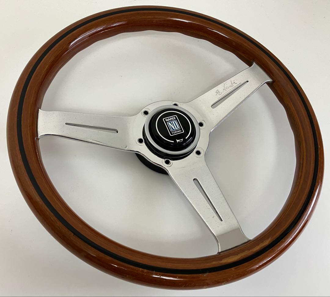 NARDI ナルディ ウッド ステアリング32.5cm /ホーンボタン/MOMO
