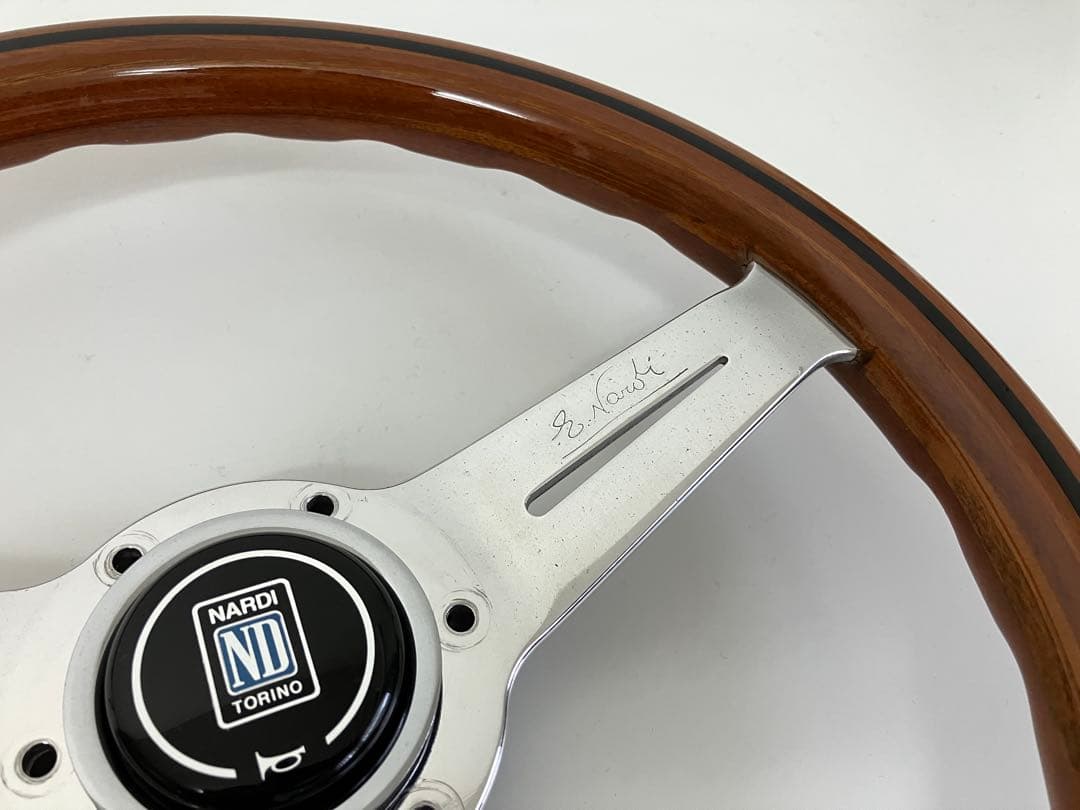 NARDI ナルディ ウッド ステアリング32.5cm /ホーンボタン/MOMO
