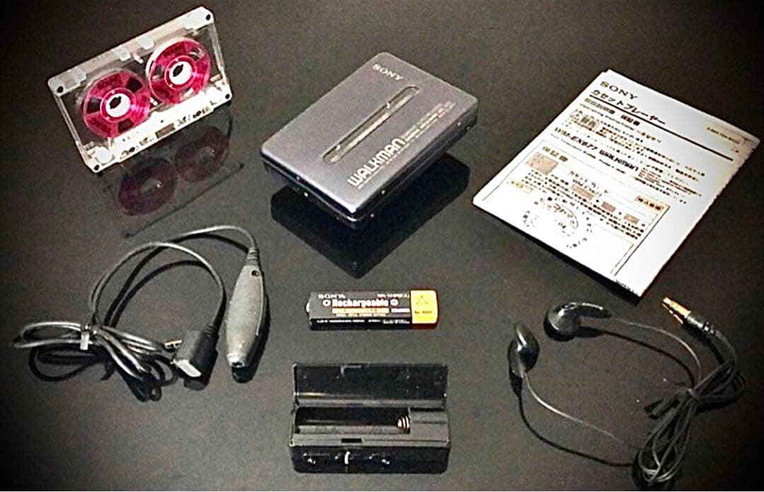 カセットウォークマン SONY WM-EX677 茶「整備済み、稀少完動超美品」