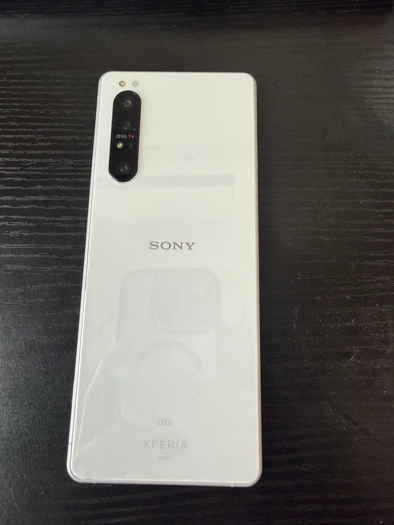 Sony Xperia 1 II 白 ※24mmレンズに難あり