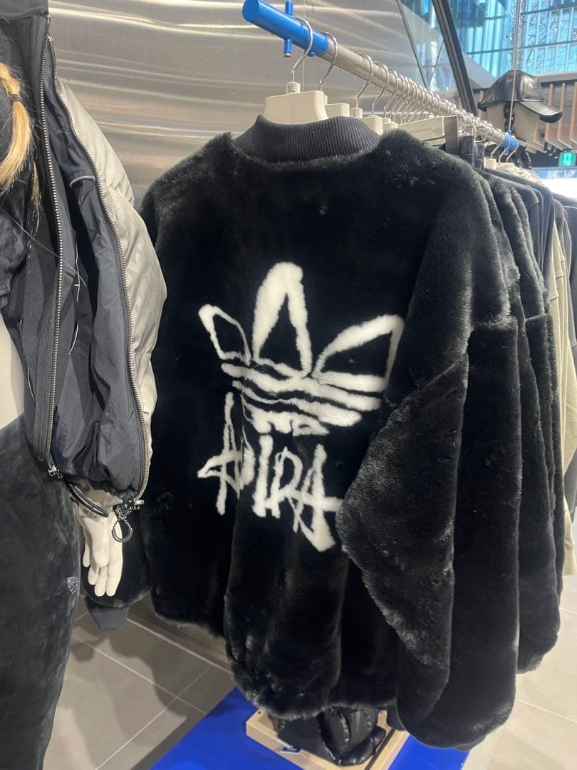 adidas オリジナル 韓国購入