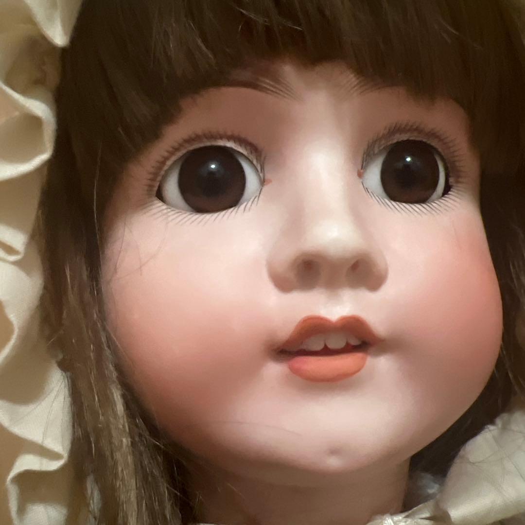 ドイツ人形　ビスクドール