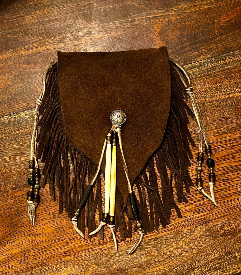 9日23時まで値下げ　一点物　スウェード　フリンジ　メディスンバッグ