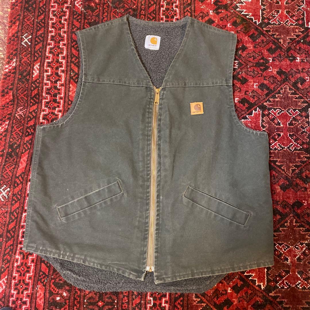 Carhartt モスグリーン ベスト