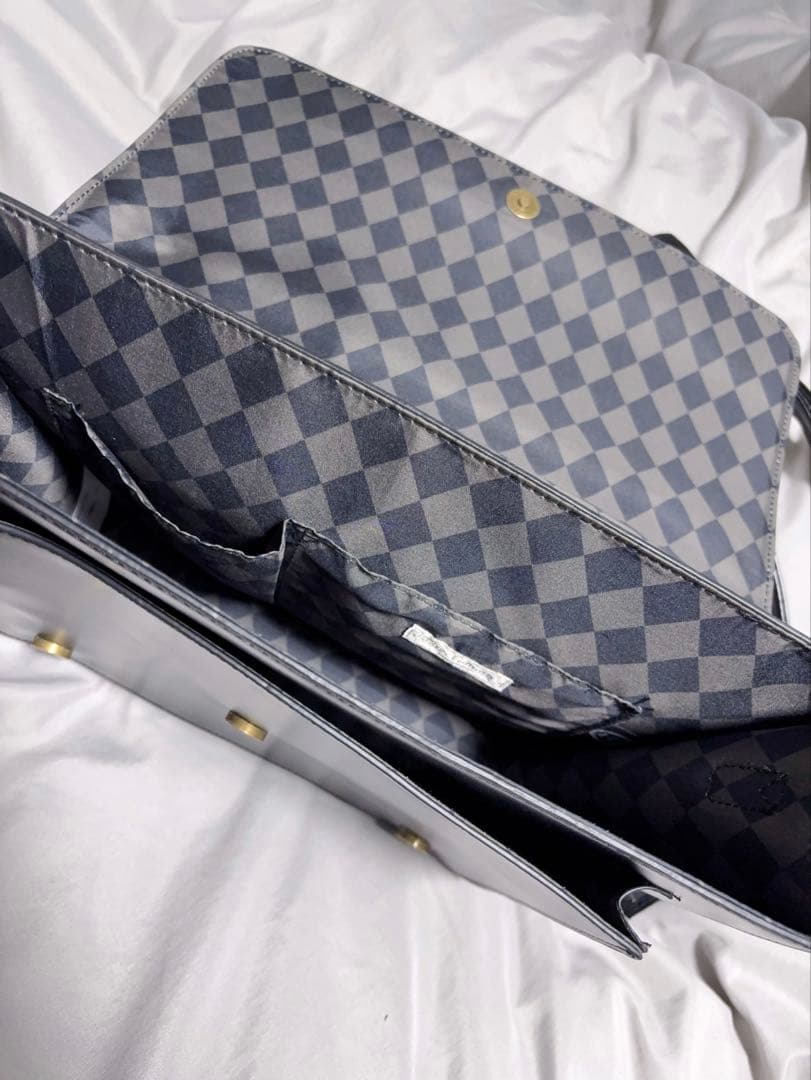 ツイステ axes femme コラボバッグ