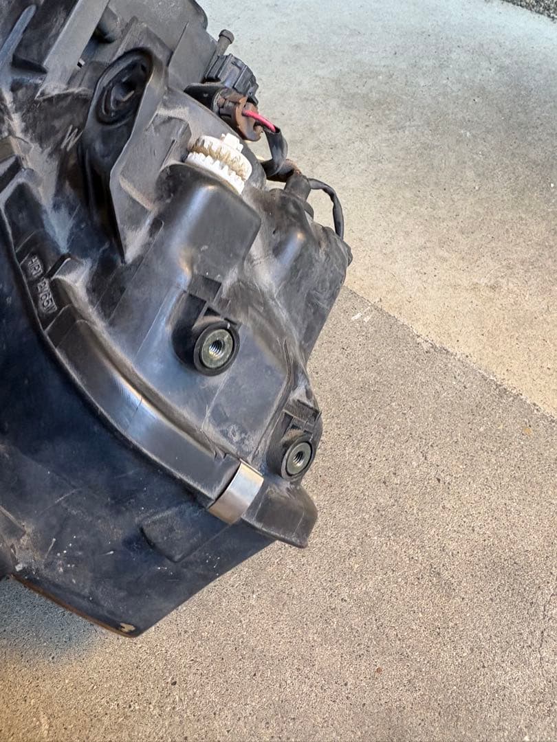 R34 スカイライン　ヘッドライト　運転席側