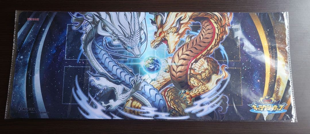 遊戯王ラッシュデュエル　プレイマット　天上双輪龍
