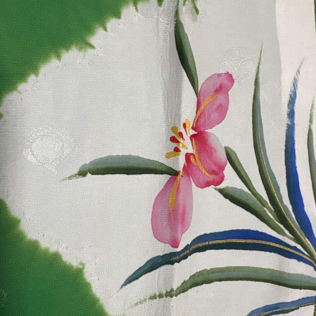 (あ867)振袖用長襦袢㊗️絞り染め 落ち着いた若草色 花模様は手描き✨