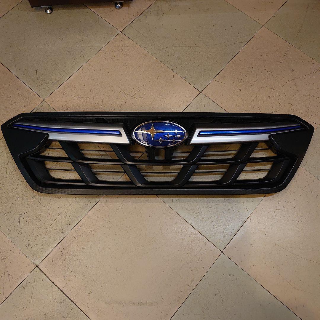 スバル フロントグリル