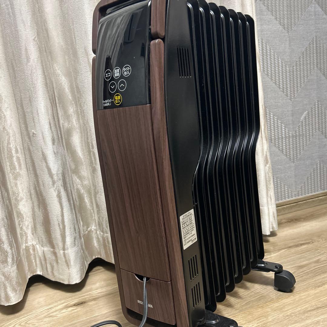 美品 オイルヒーター アイリスオーヤマ　POH-S1208M-ML 8畳用
