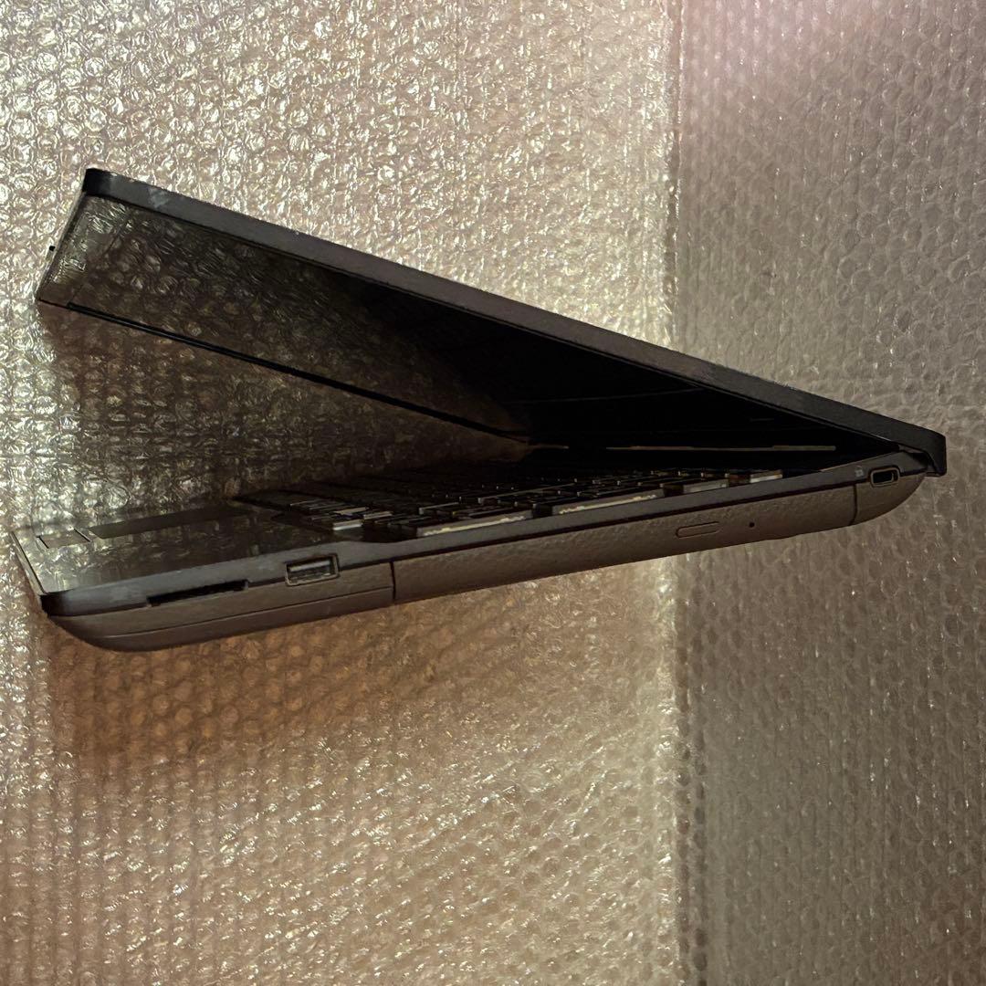 富士通 AH53/D1 i7-8565U SSD 256GB HDD 1TB 他