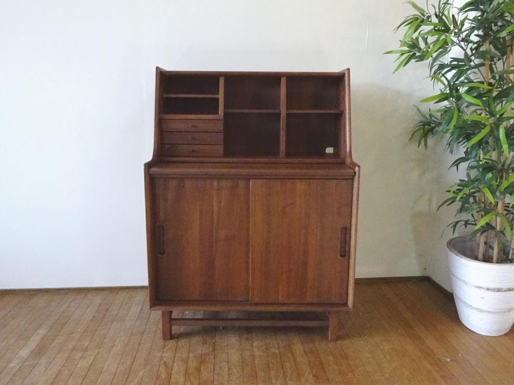 たいこさん　IDC大塚家具　FILL/フィル　ライティングデスク　　展示品