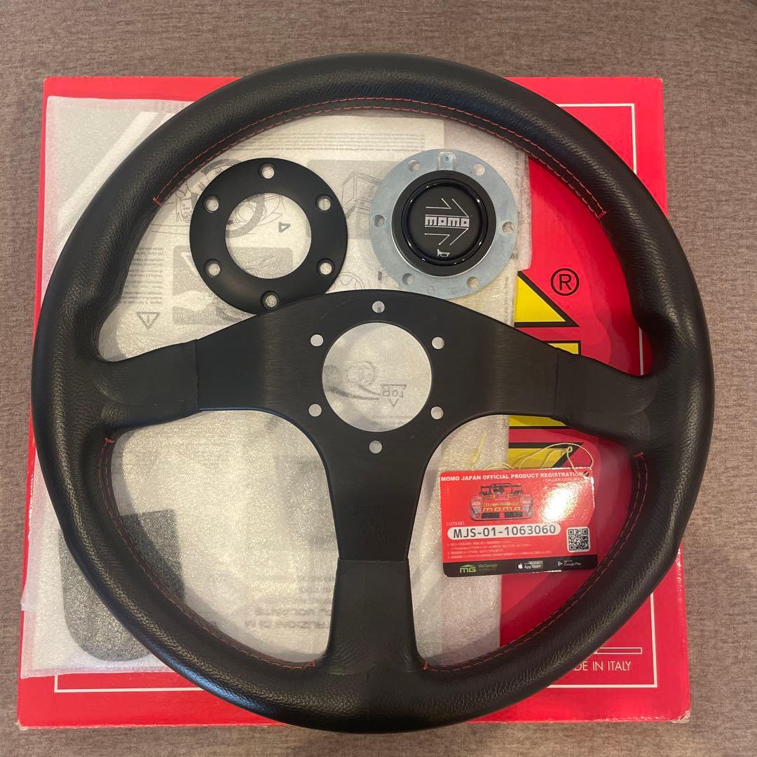 momo ステアリング　チューナー　TUNER 美品