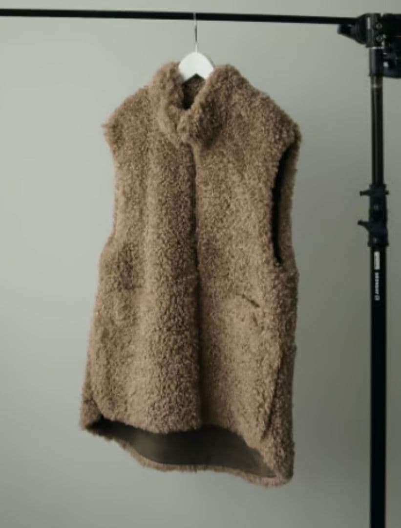 anuke/アンヌーク Eco Fur Vest モカ 38