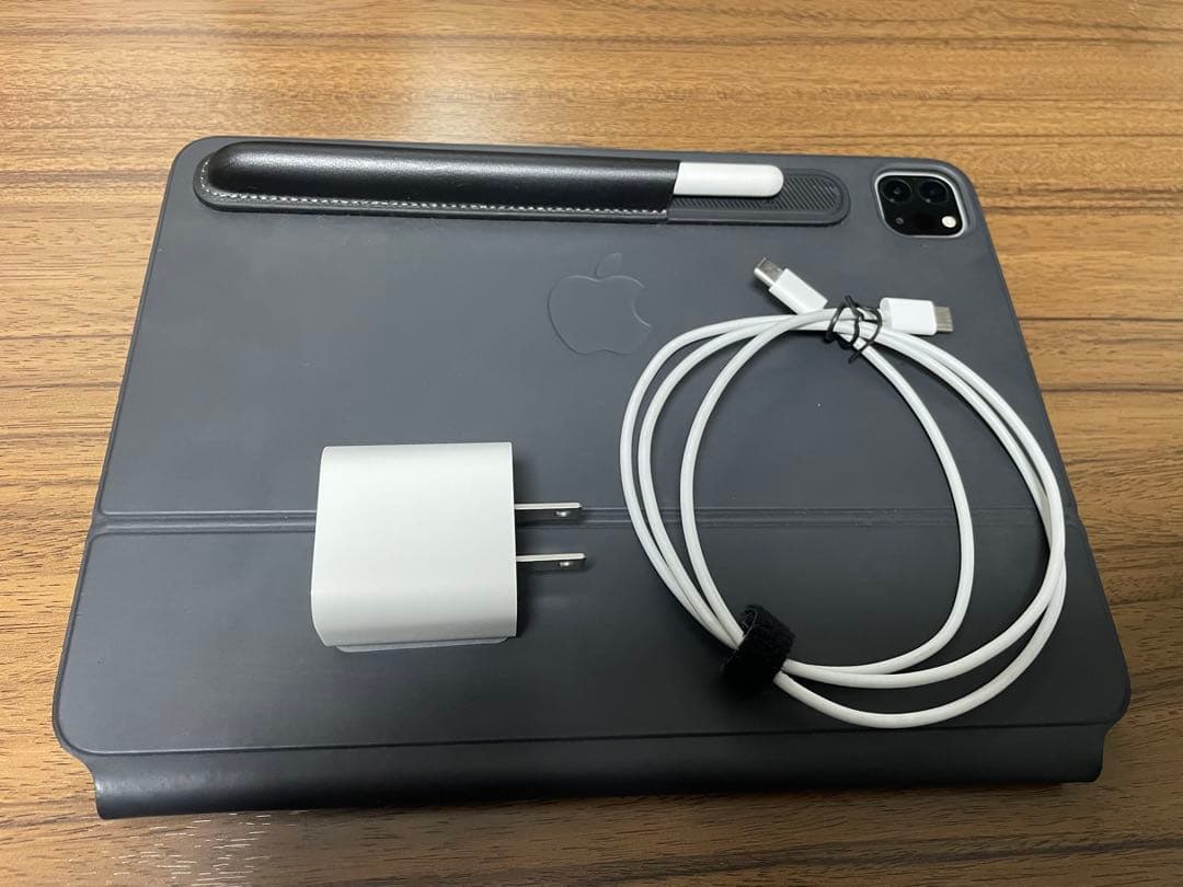 iPad Pro 11インチ　第3世代 128GB M1 純正キーボードセット