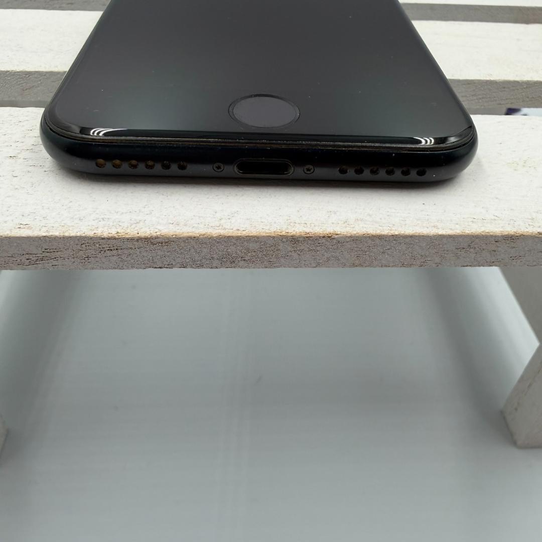 iPhone SE第3世代 64GB ミッドナイト 422