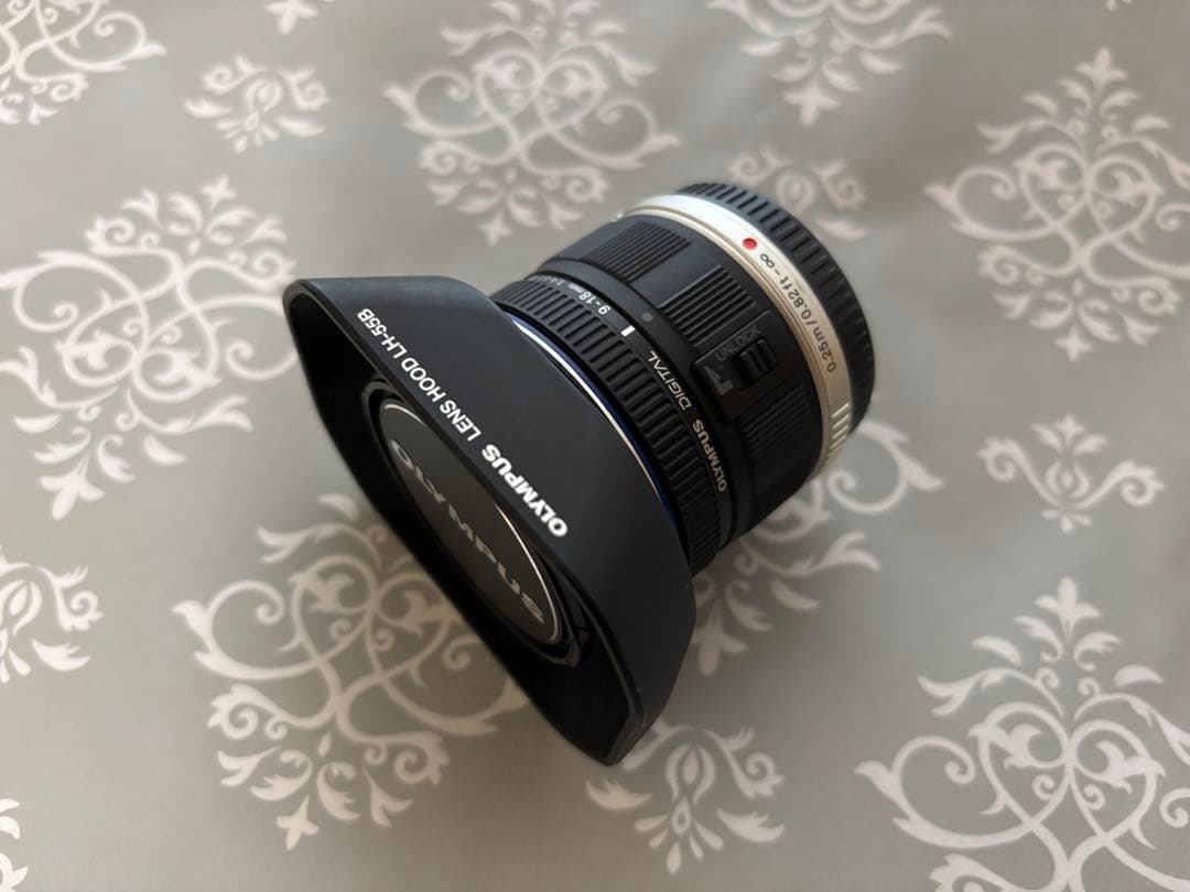 Olympus 9-18mm F4-5.6 ED超広角ズームレンズ フード付き