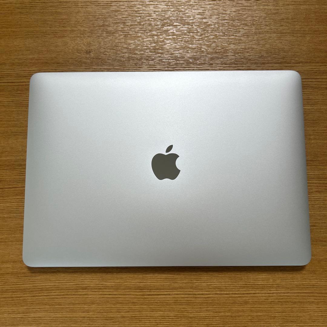MacBook Air 2020 M1、8G、256GB、13インチ