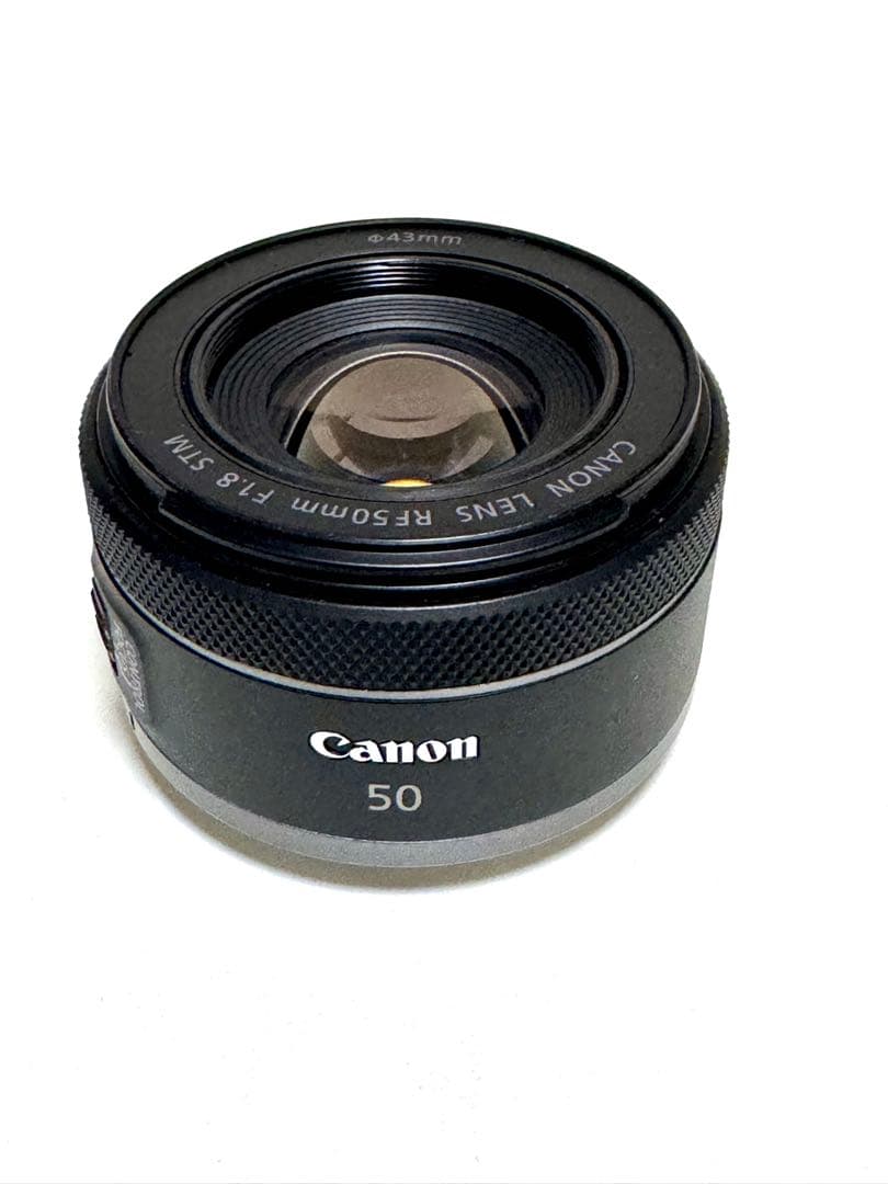 キャノン　RFレンズ　50mm 1.8