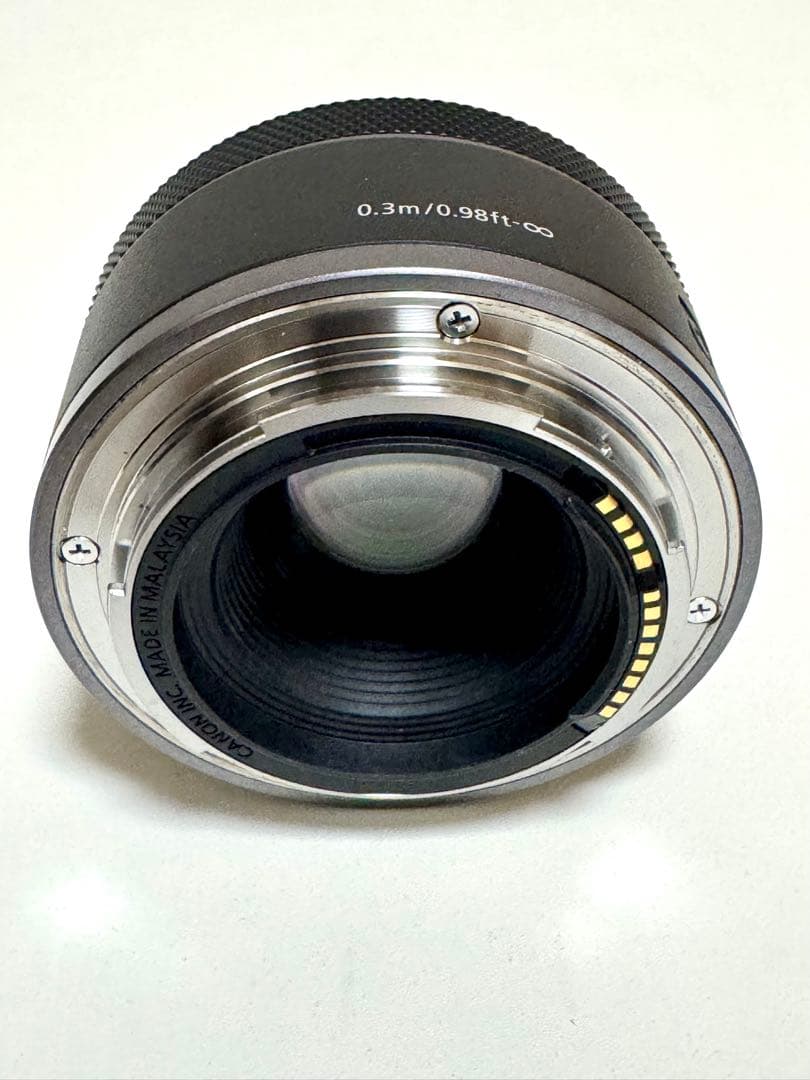 キャノン　RFレンズ　50mm 1.8