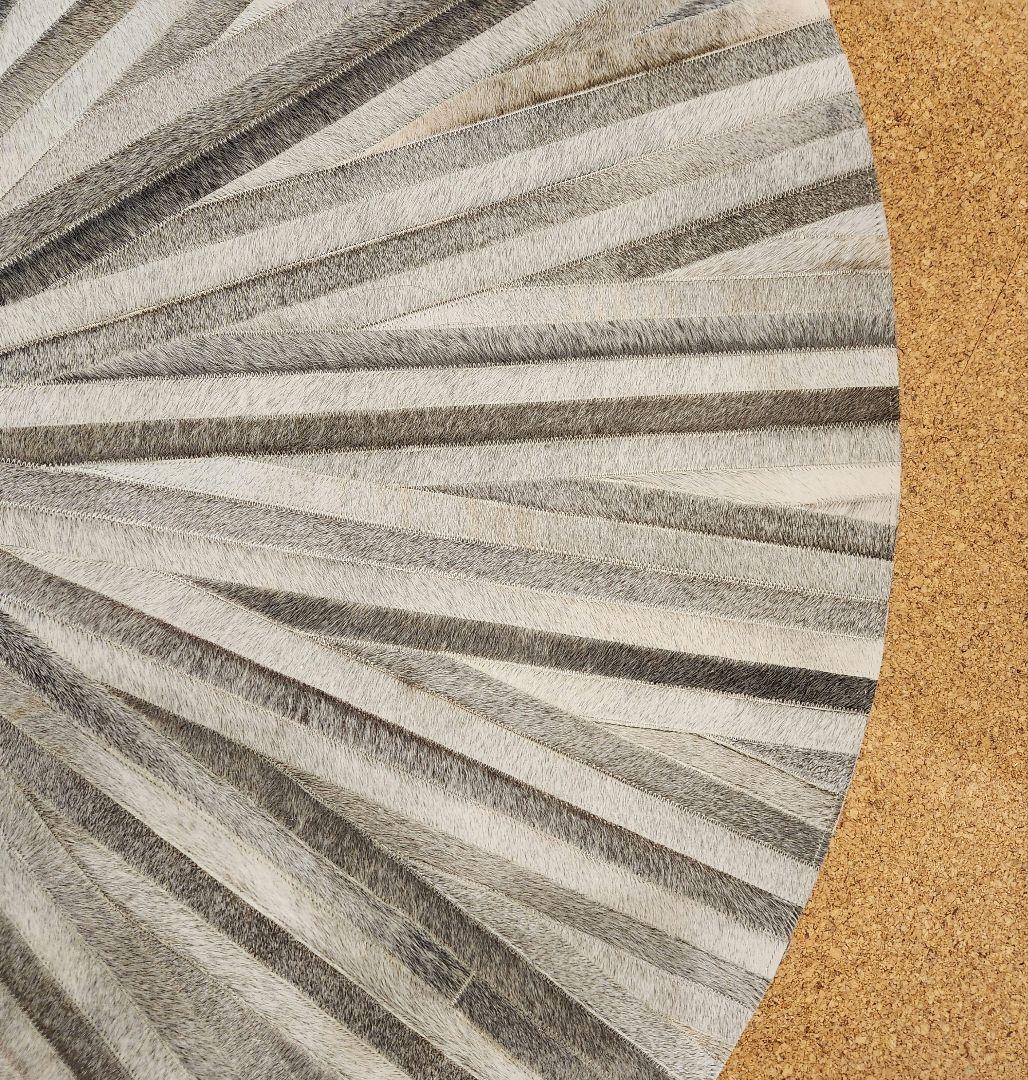 BoConcept スエードレザー ラウンド（円形）ラグ（直径150cm）